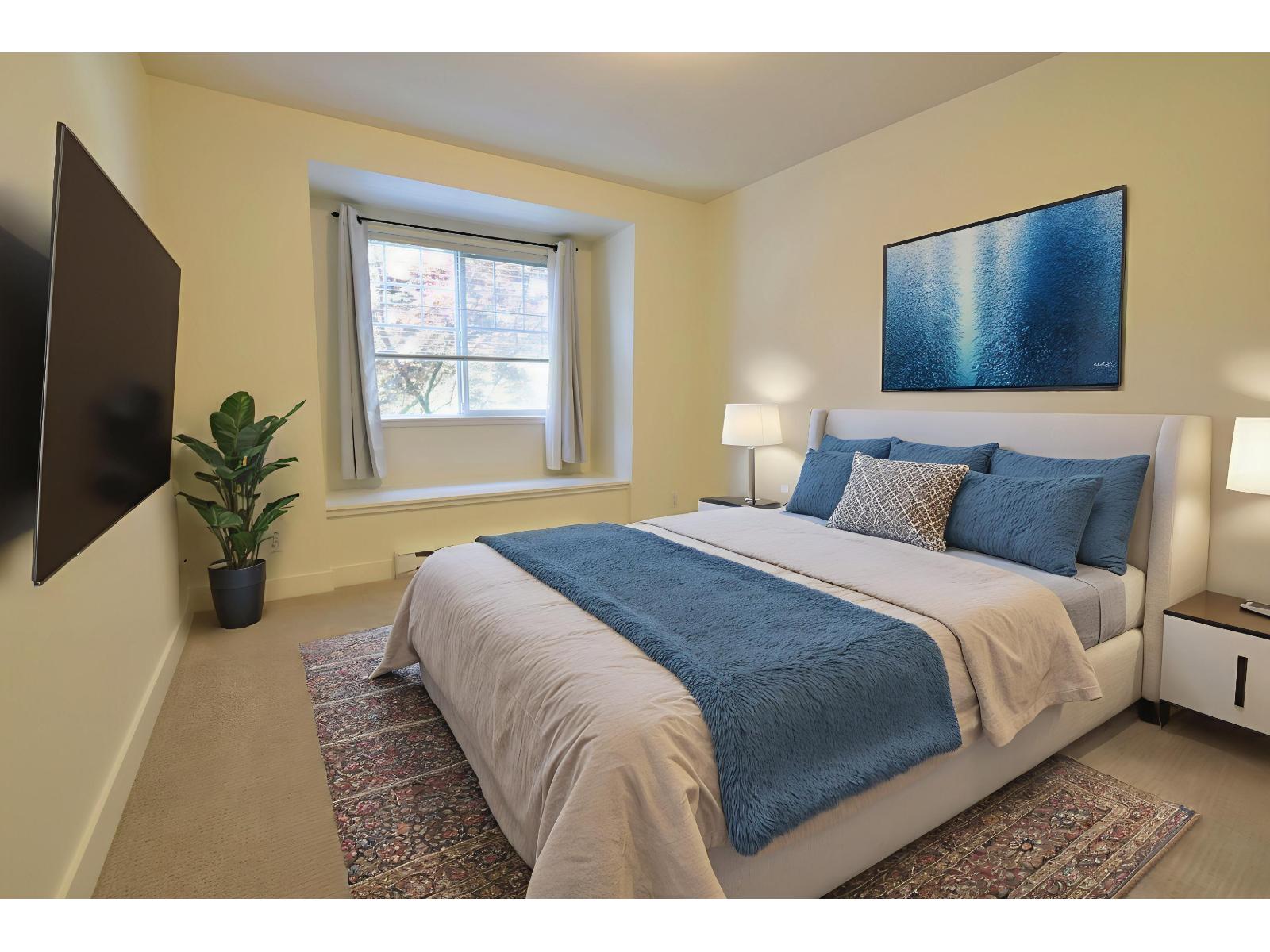 Photo 4 of 211 19388 65 Avenue, Surrey BC