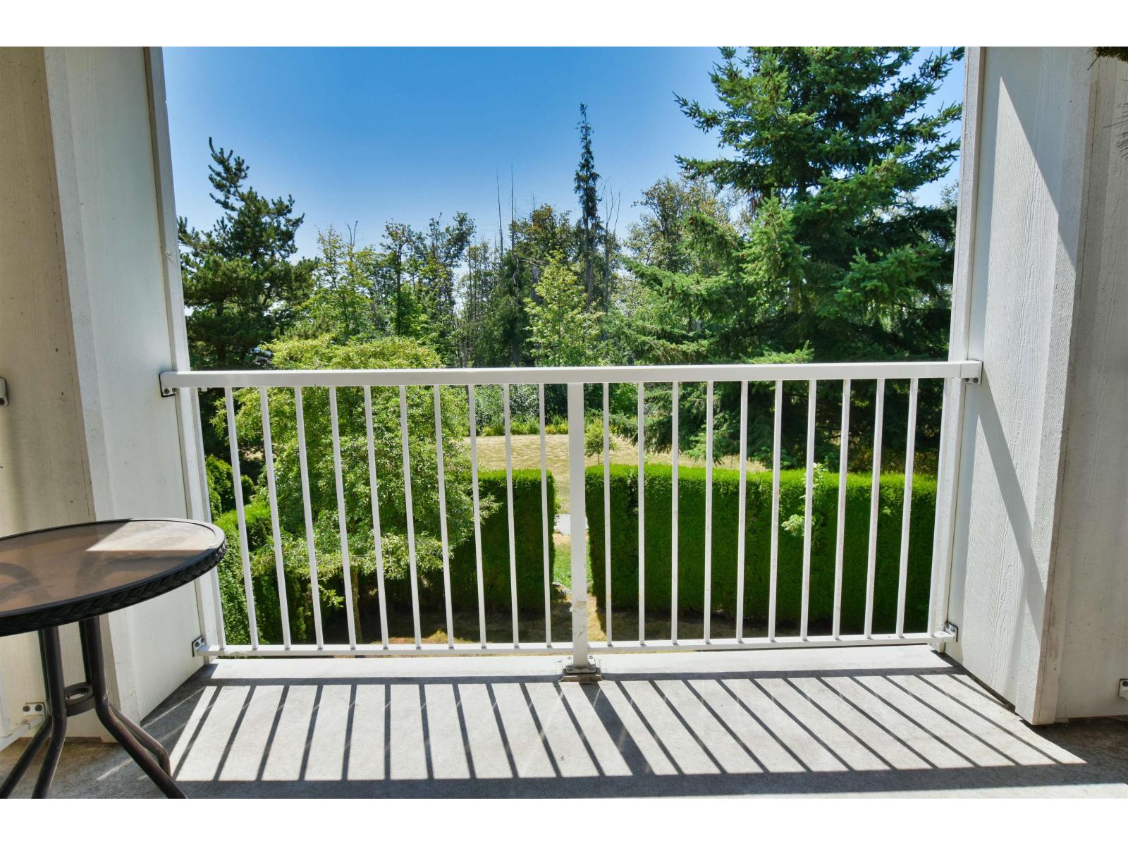 Photo 19 of 211 19388 65 Avenue, Surrey BC