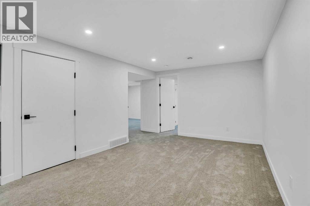 Photo 34 of 4608 Memorial Drive Ne, Calgary AB