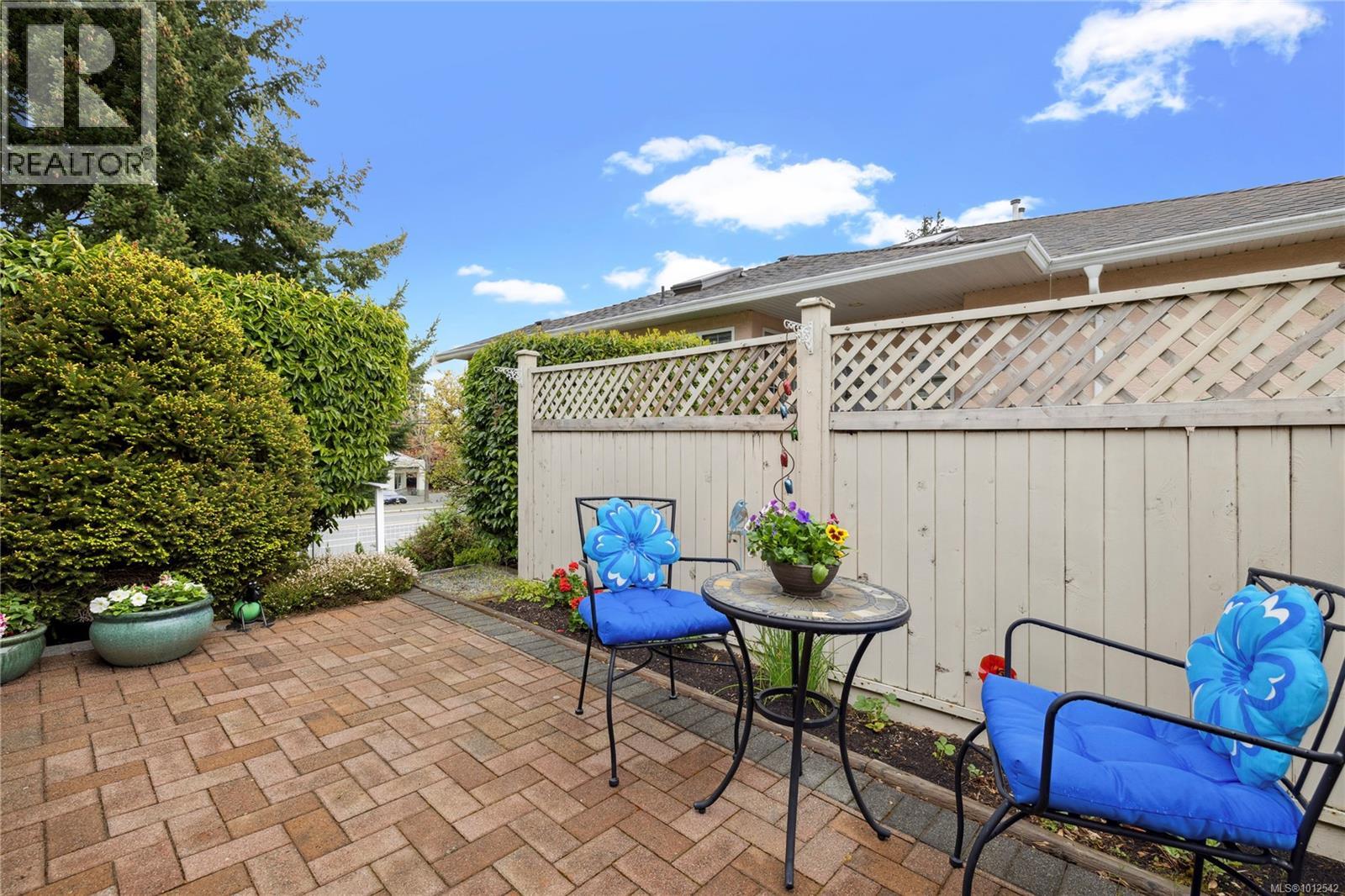6319 Redonda Pl, Nanaimo