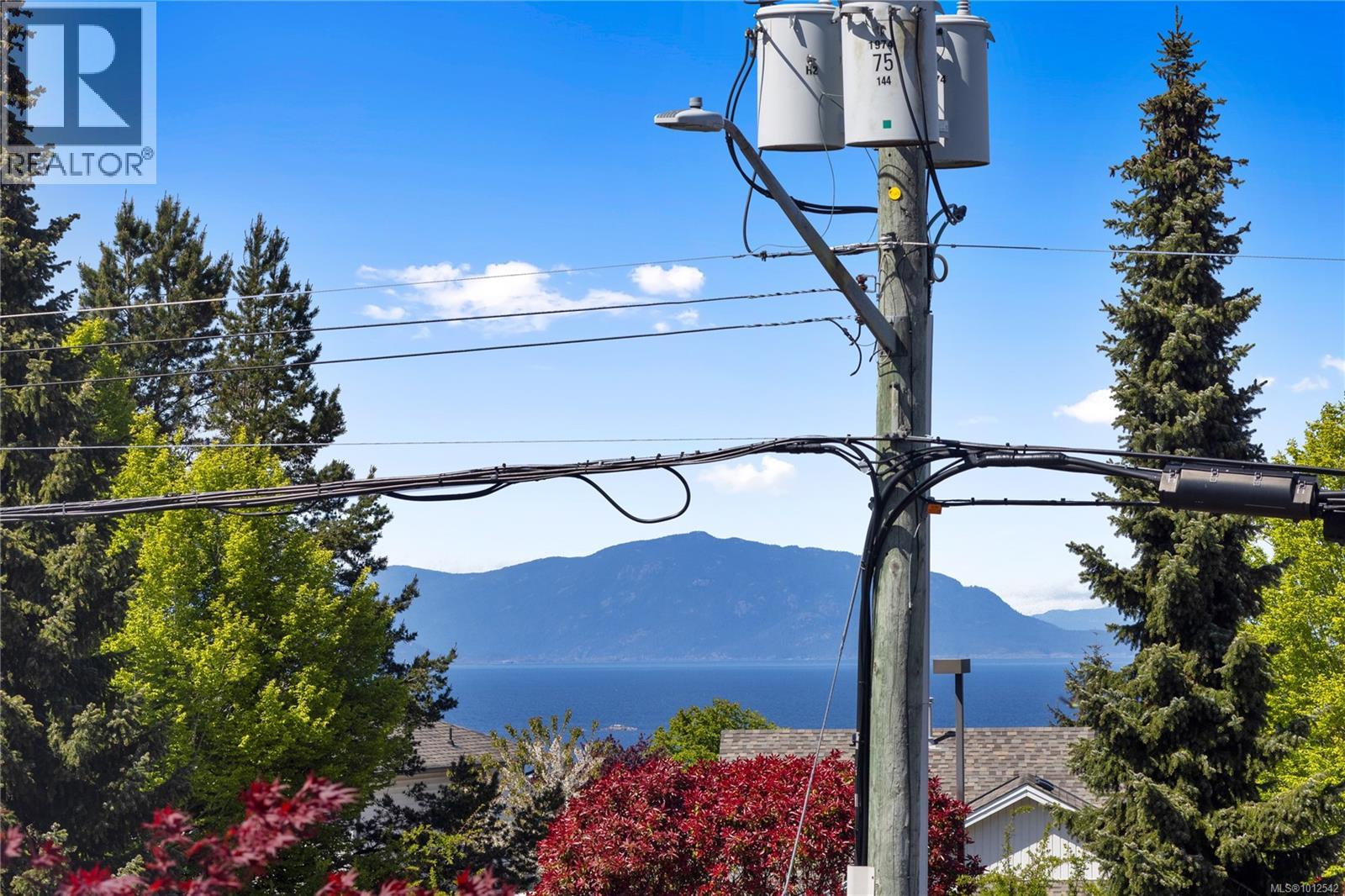 6319 Redonda Pl, Nanaimo