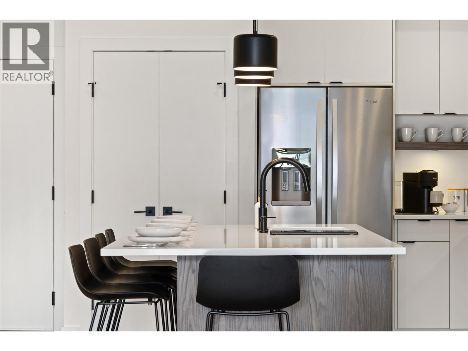 315 3475 Granite Close, Kelowna