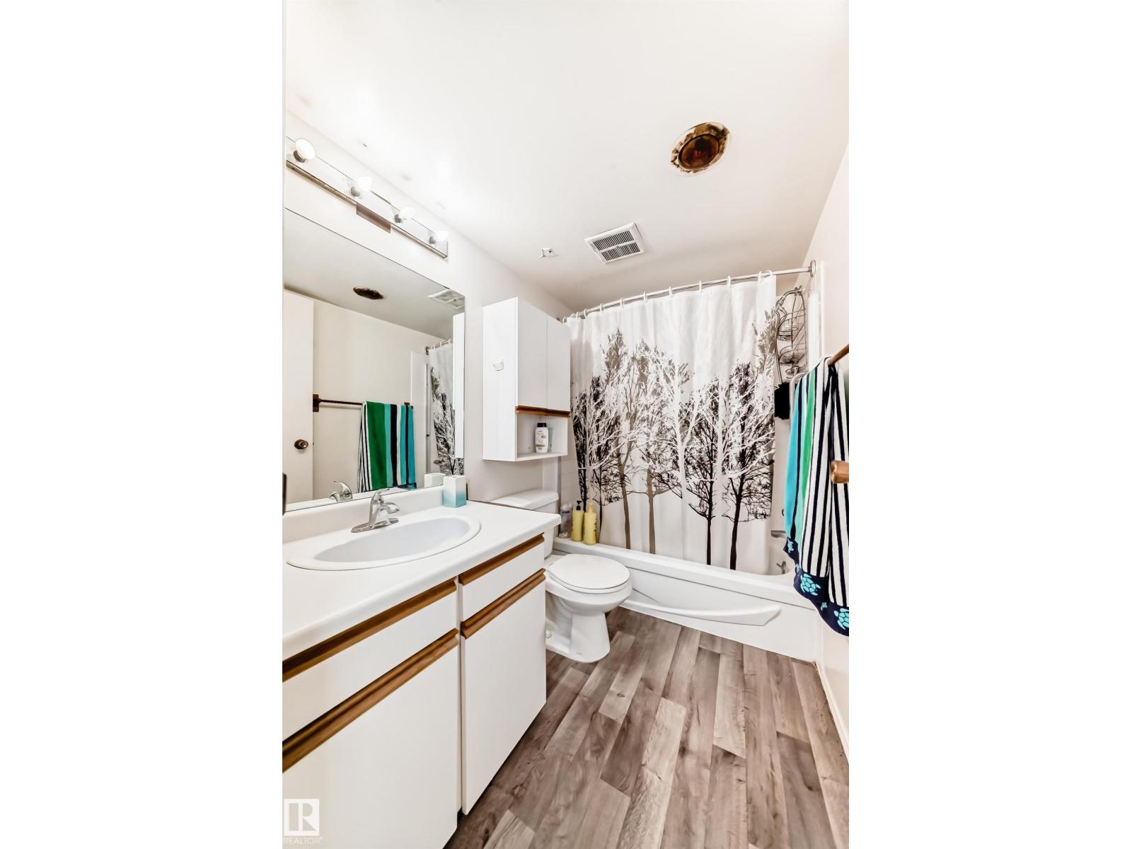 Photo 12 of 306 4404 122 St Nw, Edmonton AB