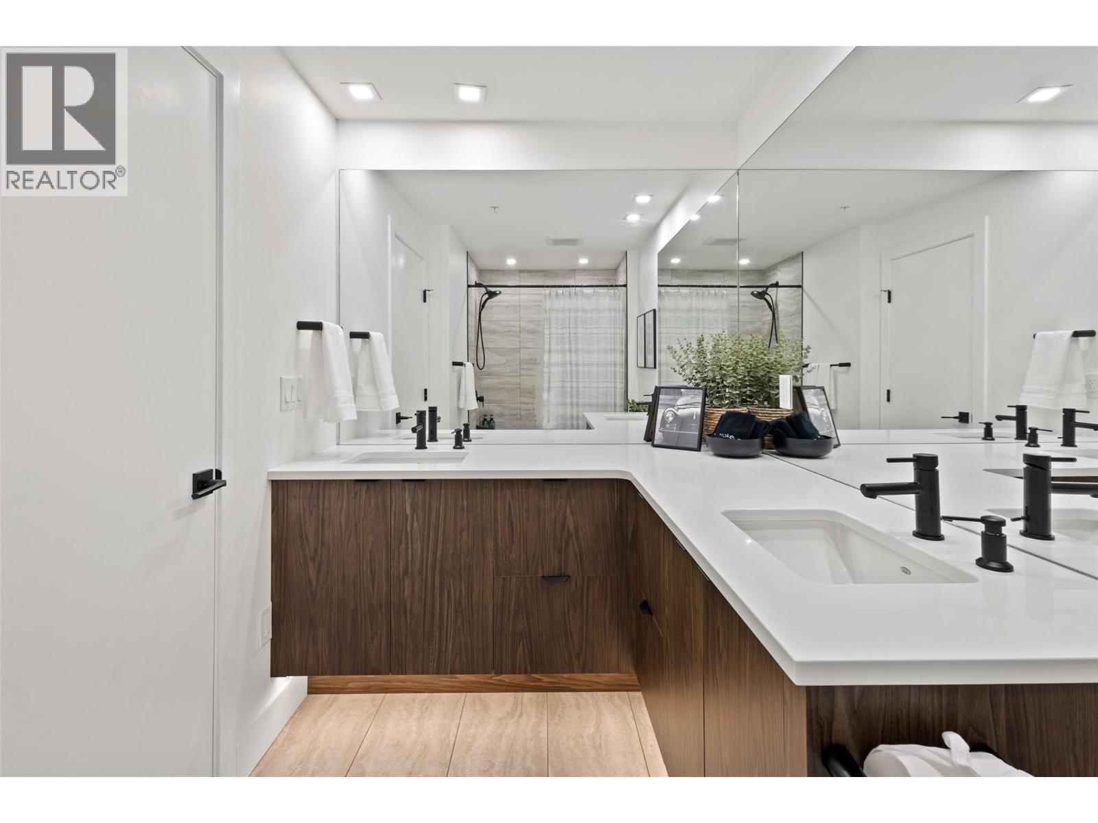315 3475 Granite Close, Kelowna
