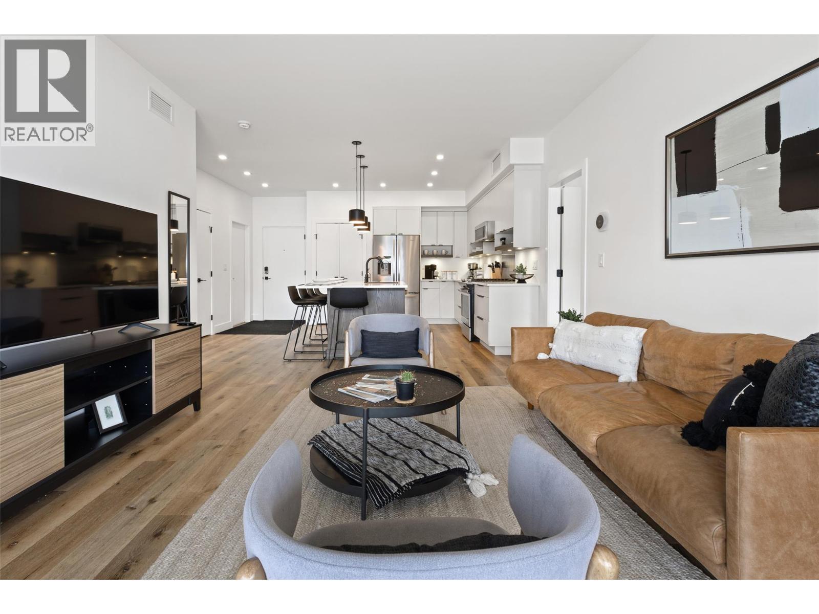 315 3475 Granite Close, Kelowna
