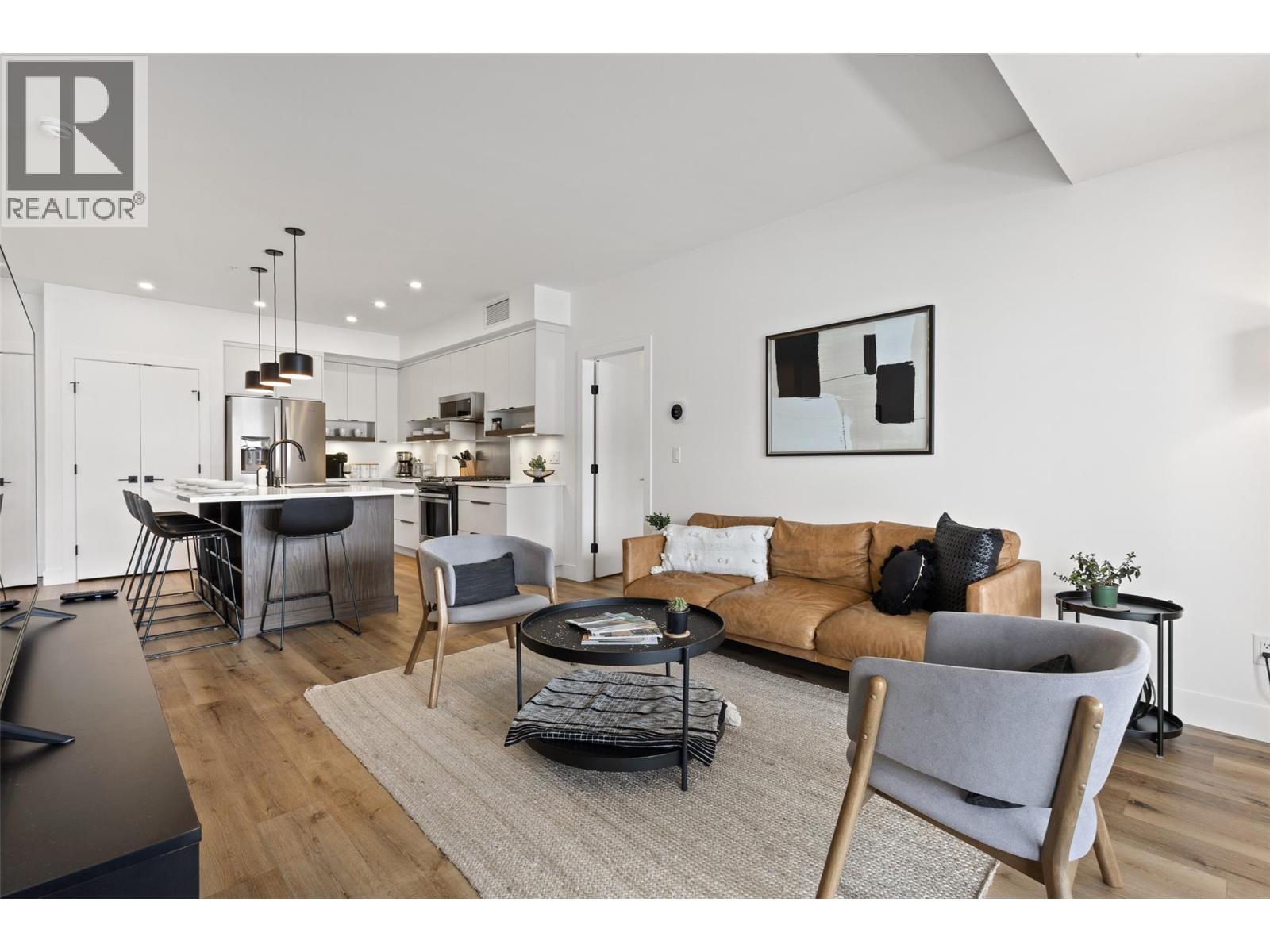 315 3475 Granite Close, Kelowna