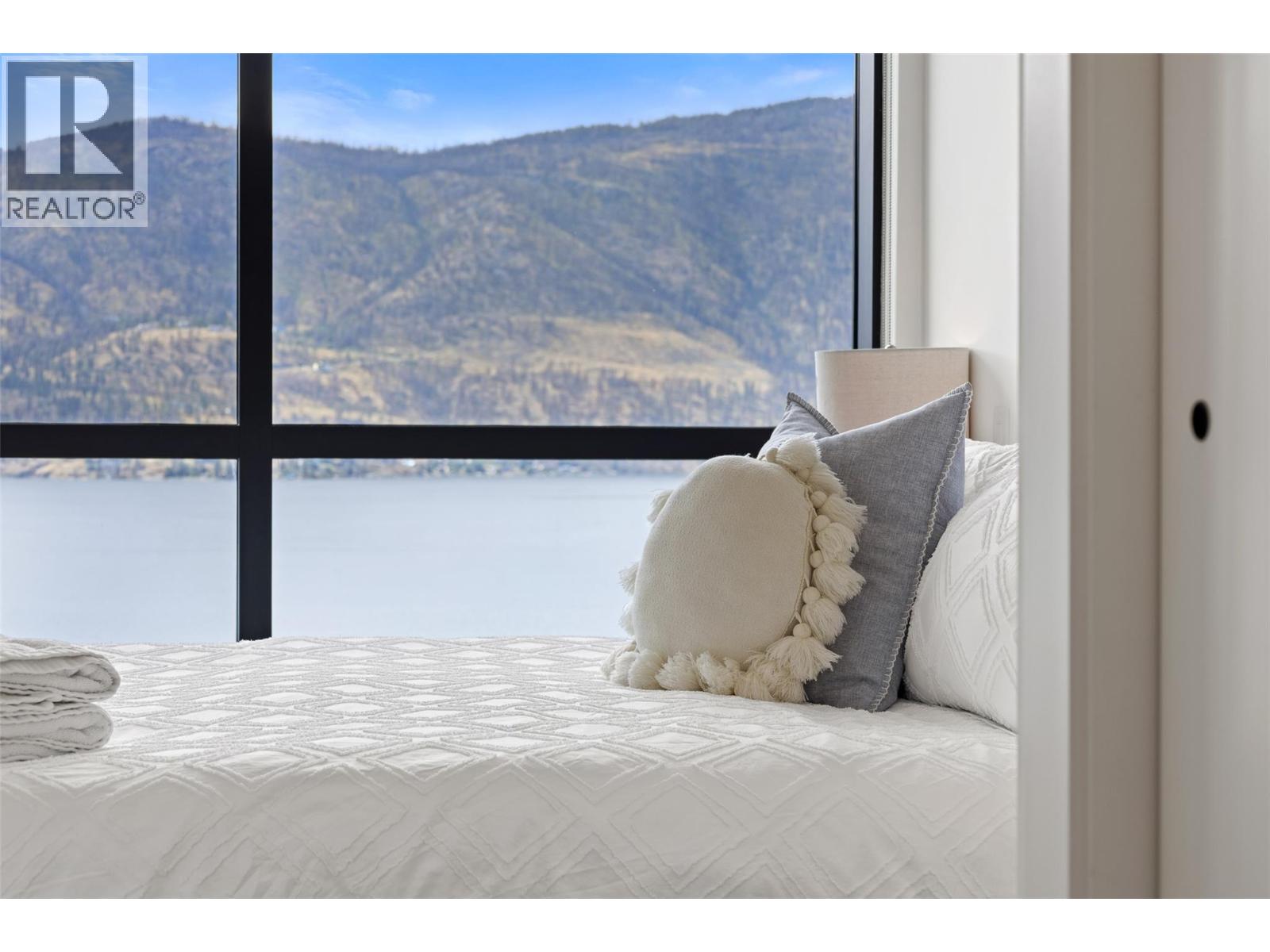 315 3475 Granite Close, Kelowna