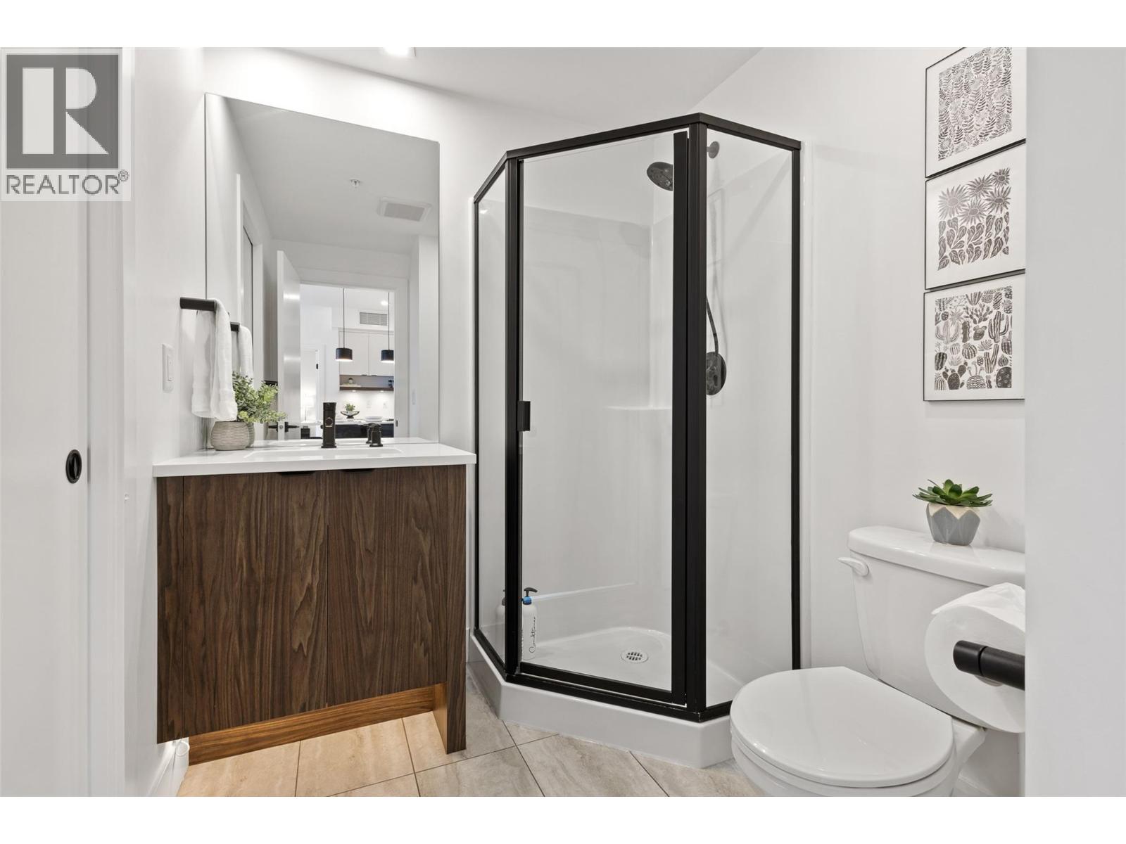 315 3475 Granite Close, Kelowna