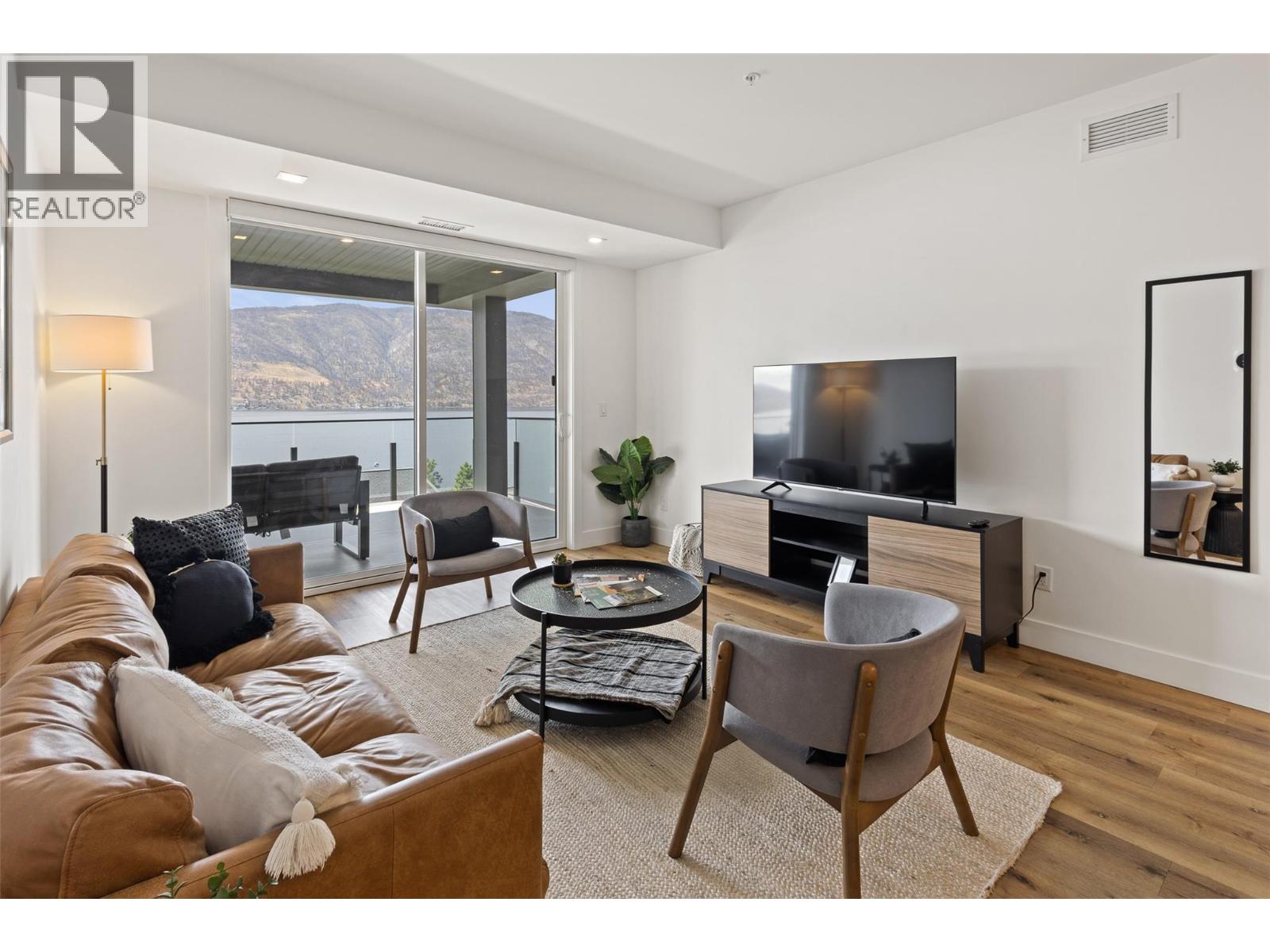315 3475 Granite Close, Kelowna