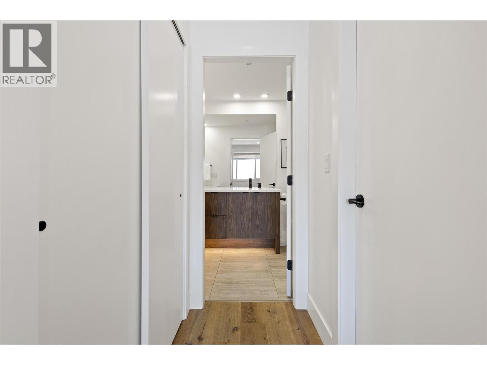 315 3475 Granite Close, Kelowna