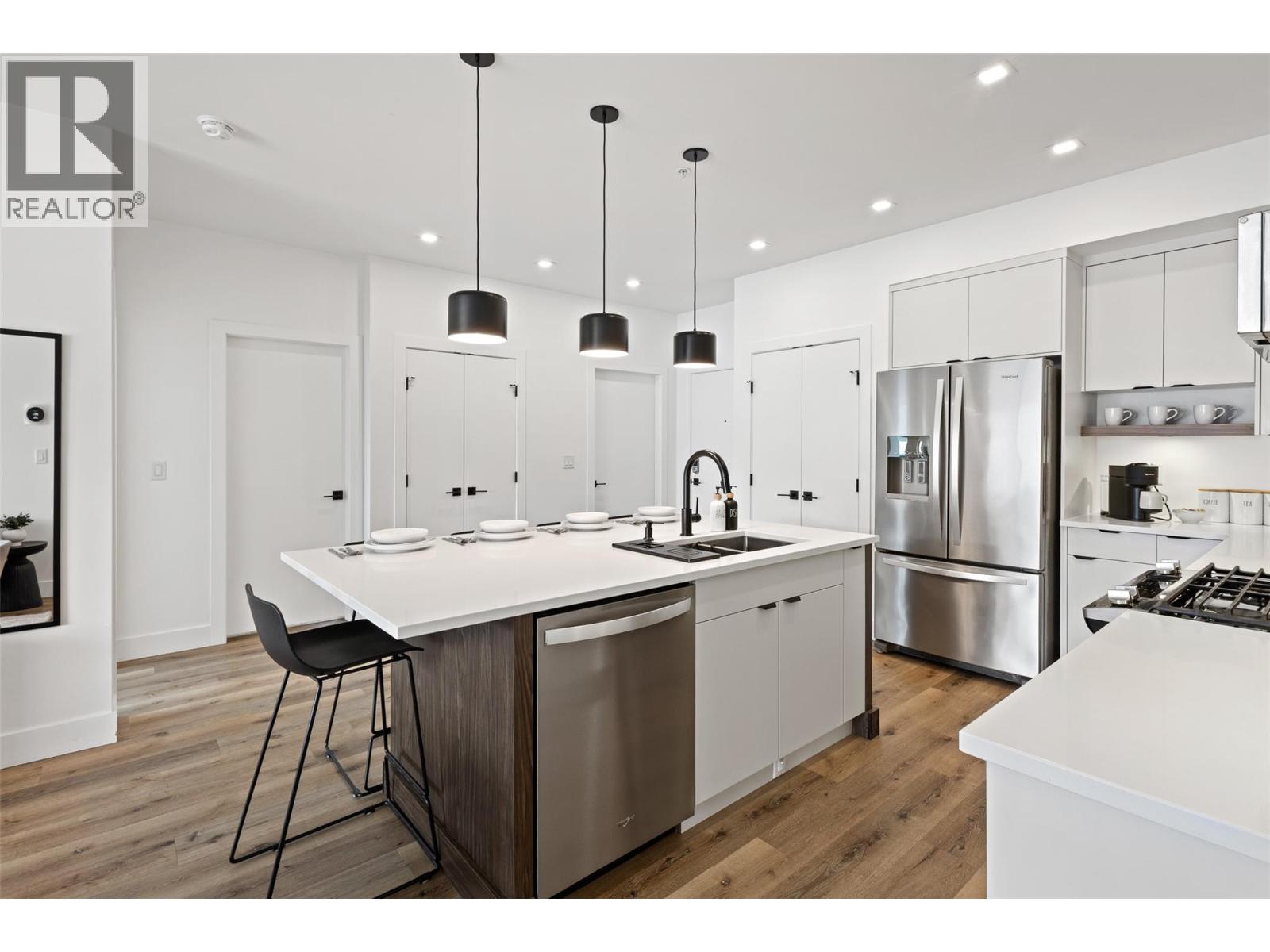 315 3475 Granite Close, Kelowna