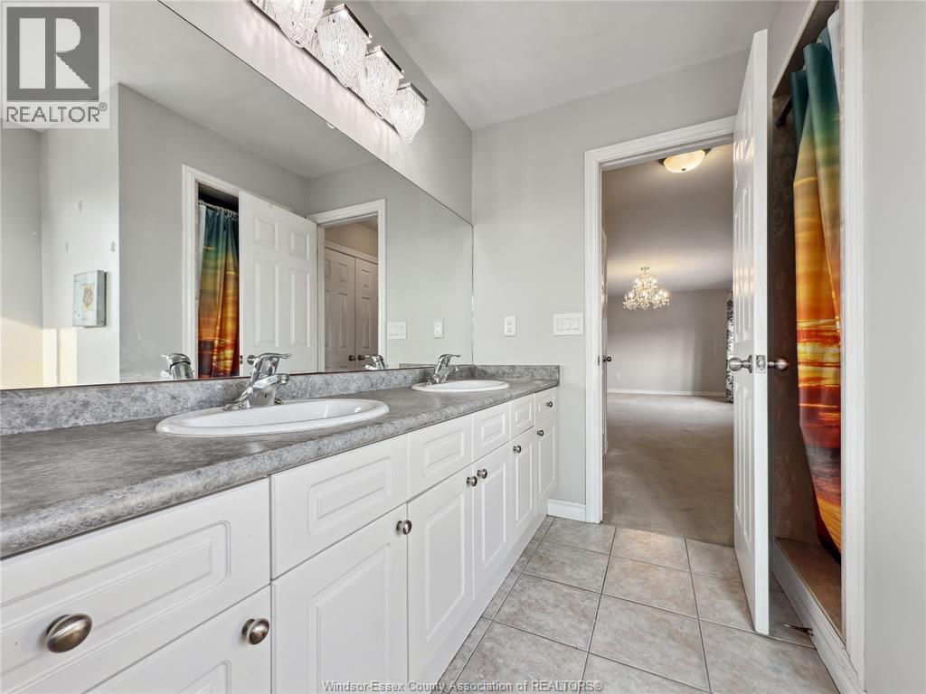 Photo 21 of 157 Rockhaven, Lakeshore ON