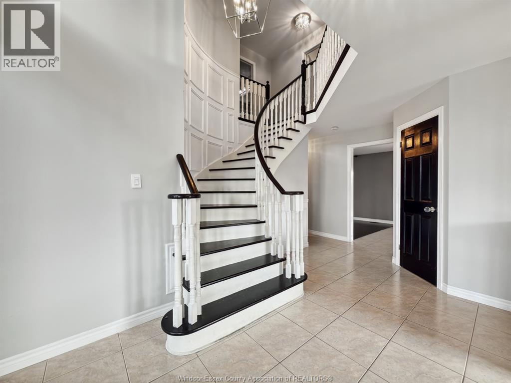 Photo 8 of 157 Rockhaven, Lakeshore ON