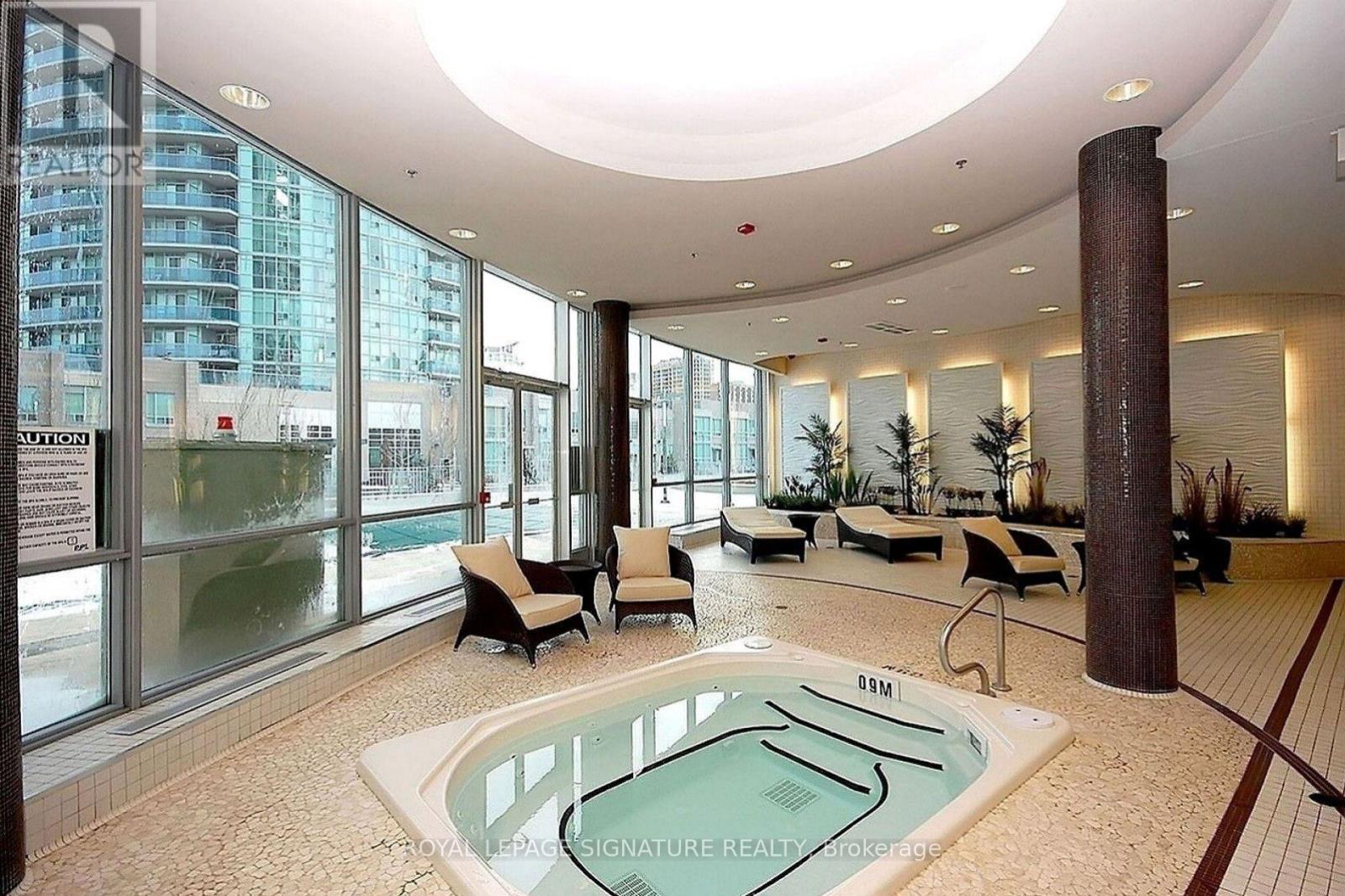 Photo 15 of 2806 80 Absolute Avenue, Mississauga ON