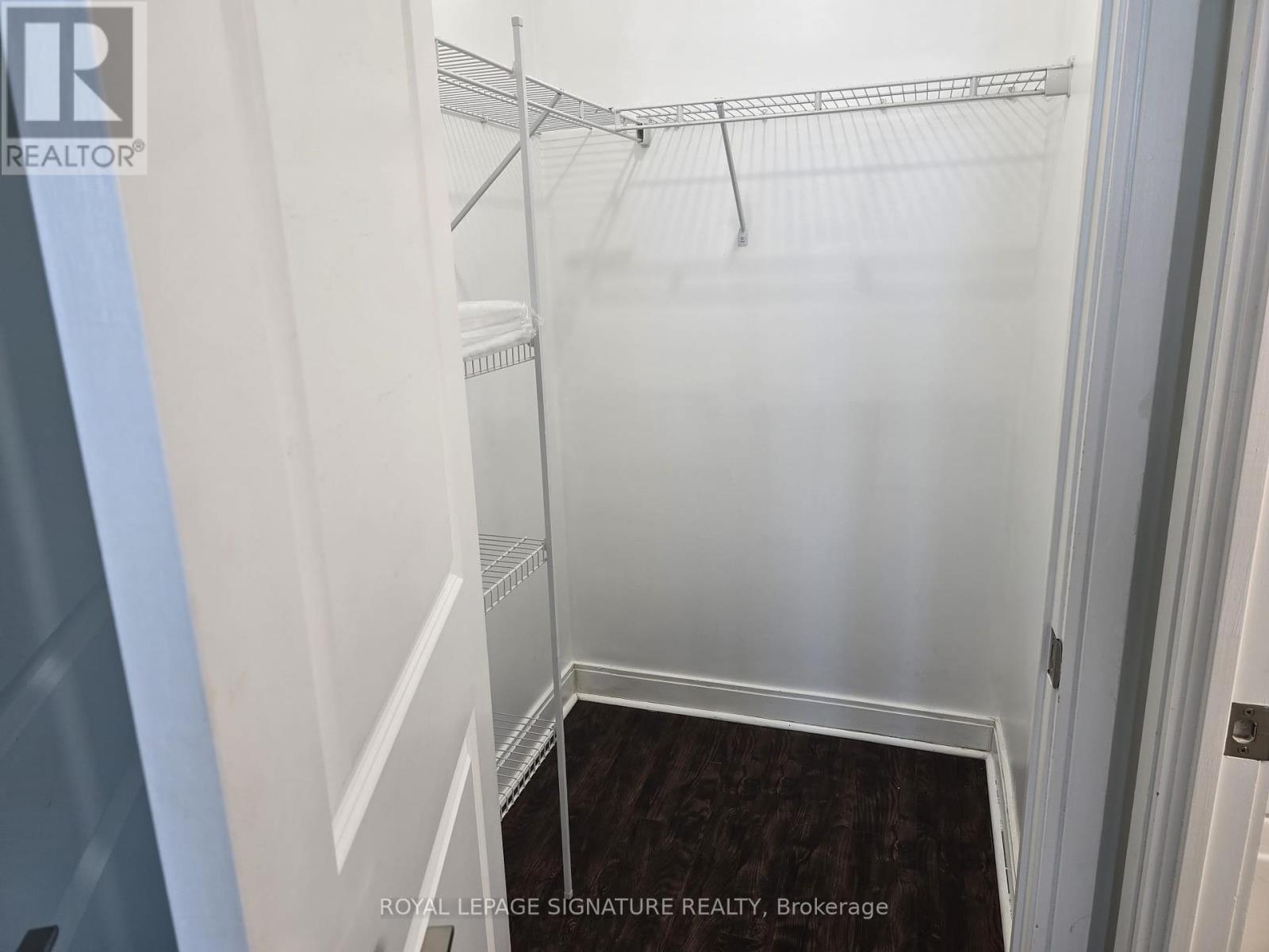 Photo 6 of 2806 80 Absolute Avenue, Mississauga ON