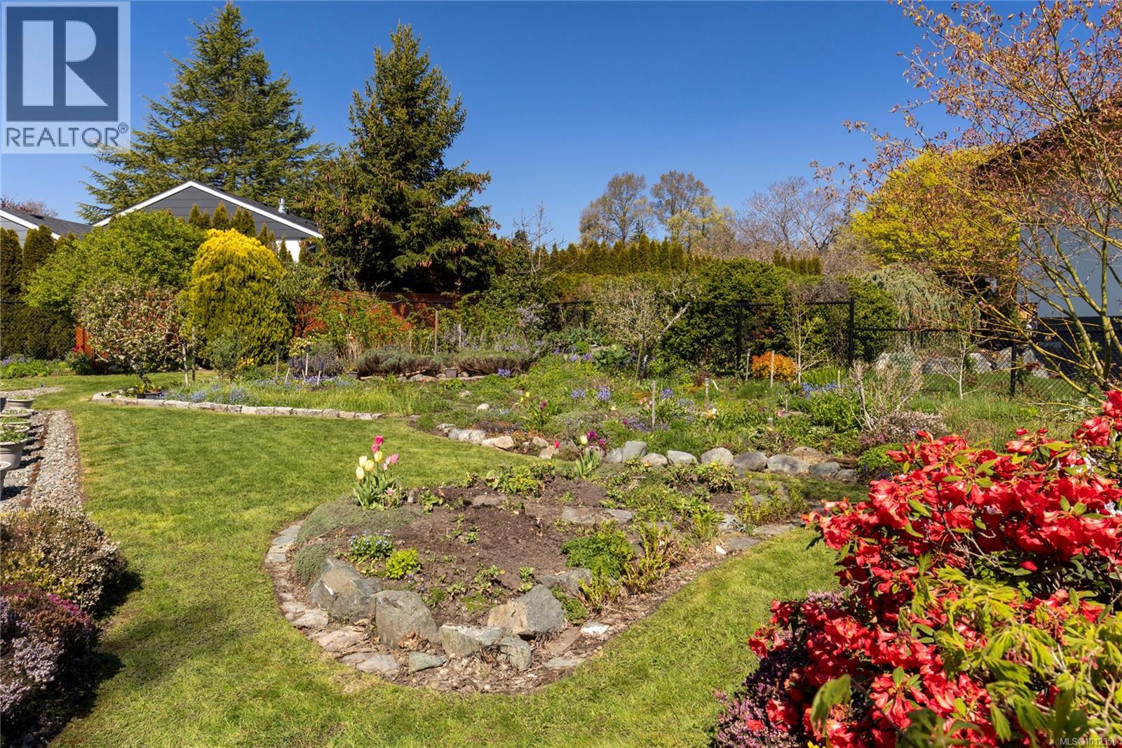  2650 Dorset Road, Oak Bay