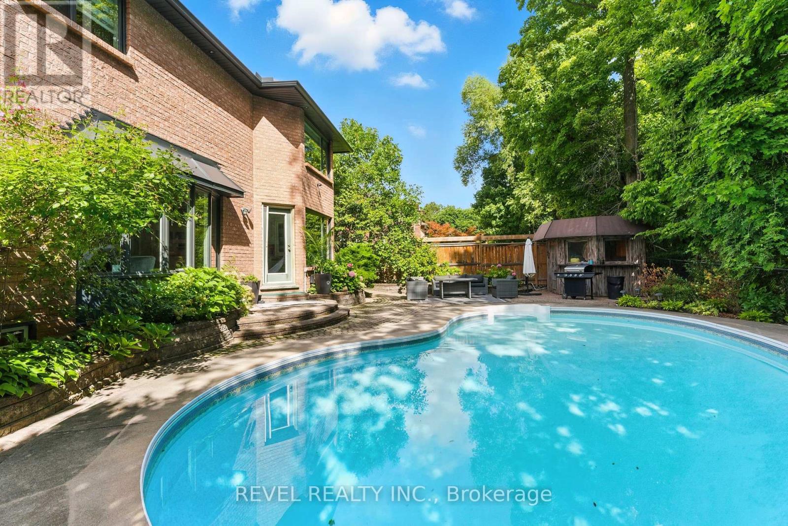 Photo 3 of 1251 White Lane, Oakville ON