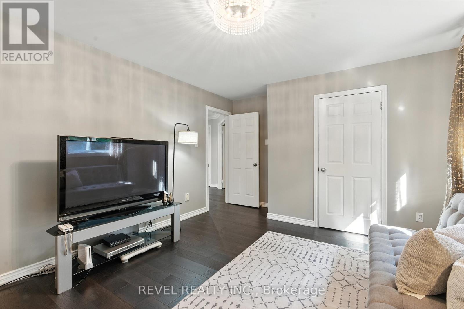 Photo 32 of 1251 White Lane, Oakville ON