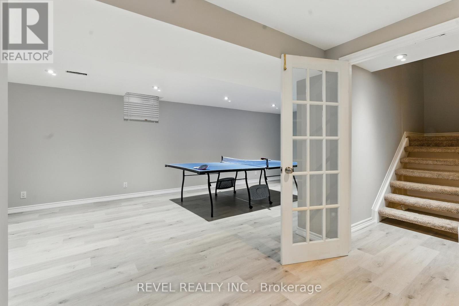 Photo 34 of 1251 White Lane, Oakville ON