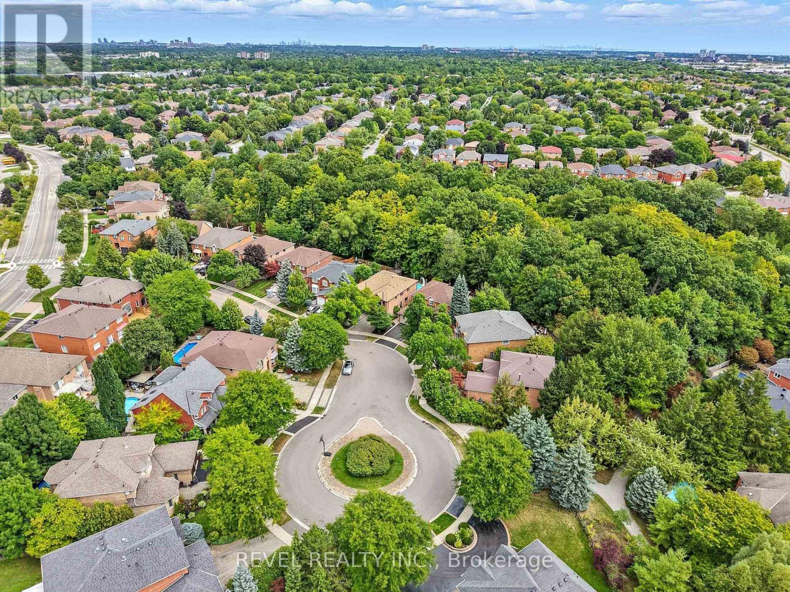 Photo 5 of 1251 White Lane, Oakville ON