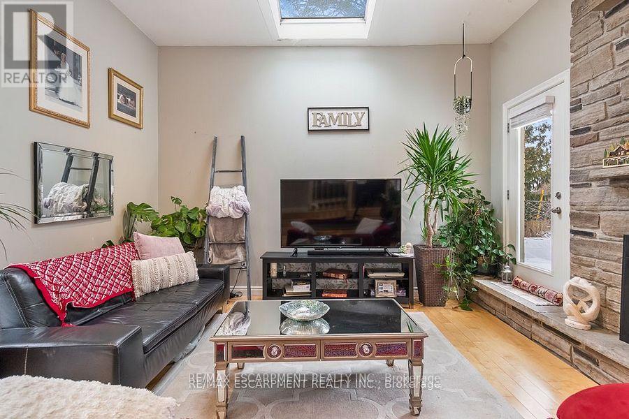 Photo 24 of 177 Woodhaven Park Drive, Oakville ON
