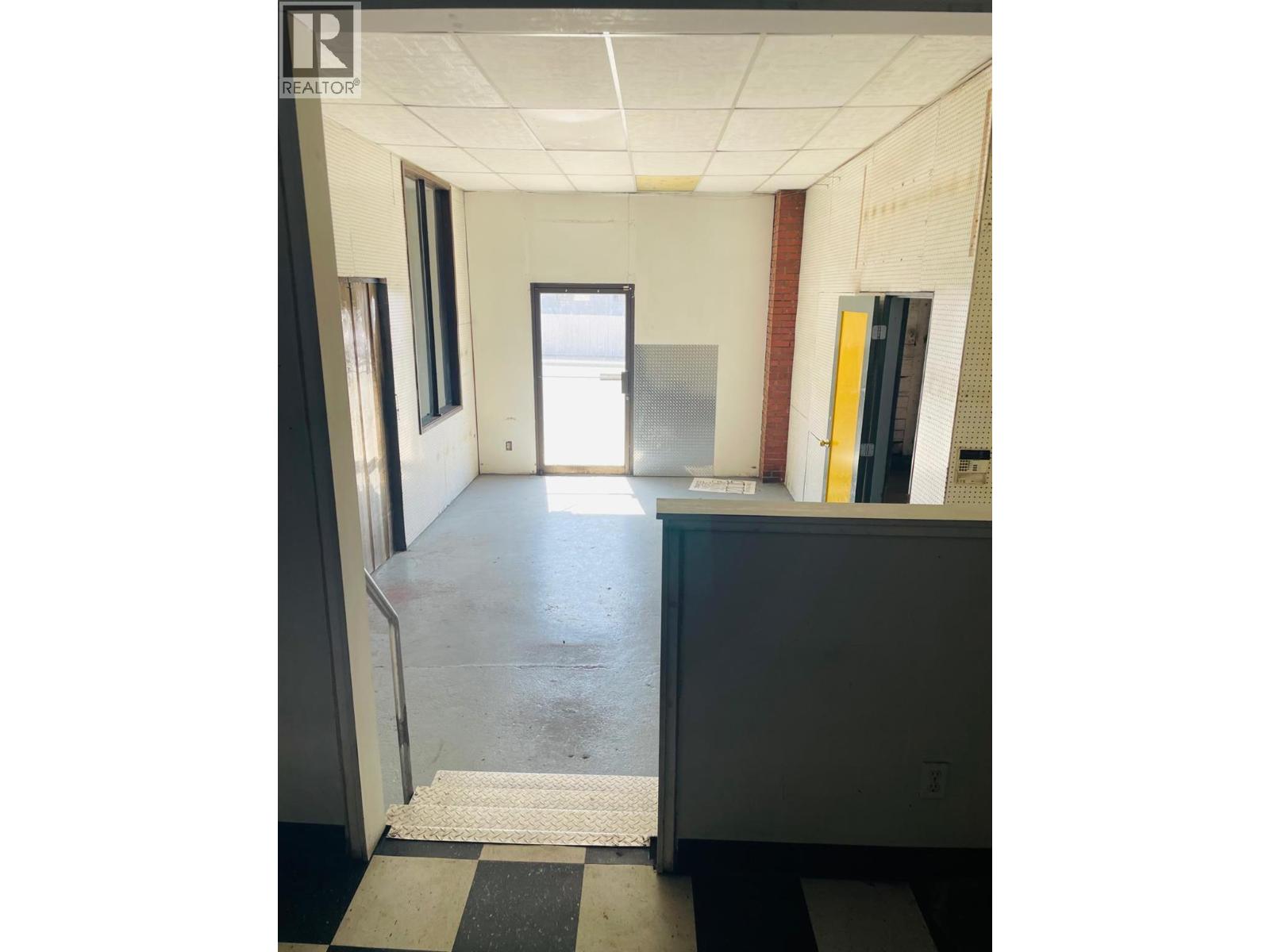  8147 Main St Street, Osoyoos