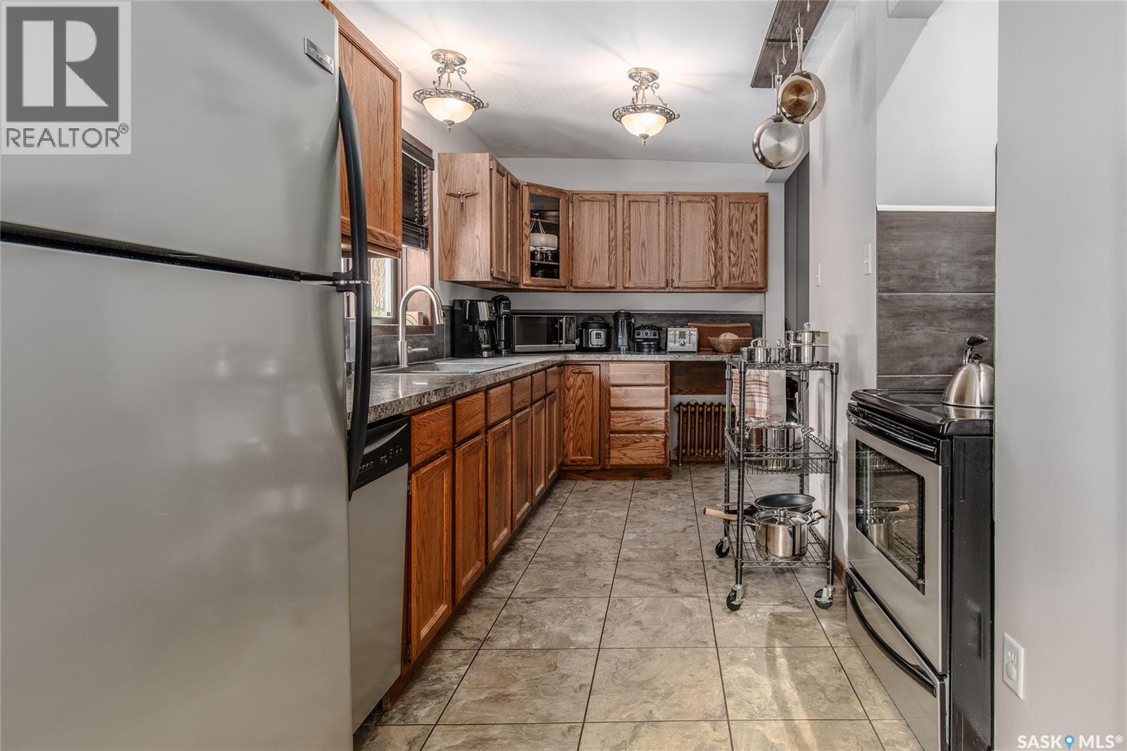 Photo 19 of 1116 Clifton Avenue, Moose Jaw SK