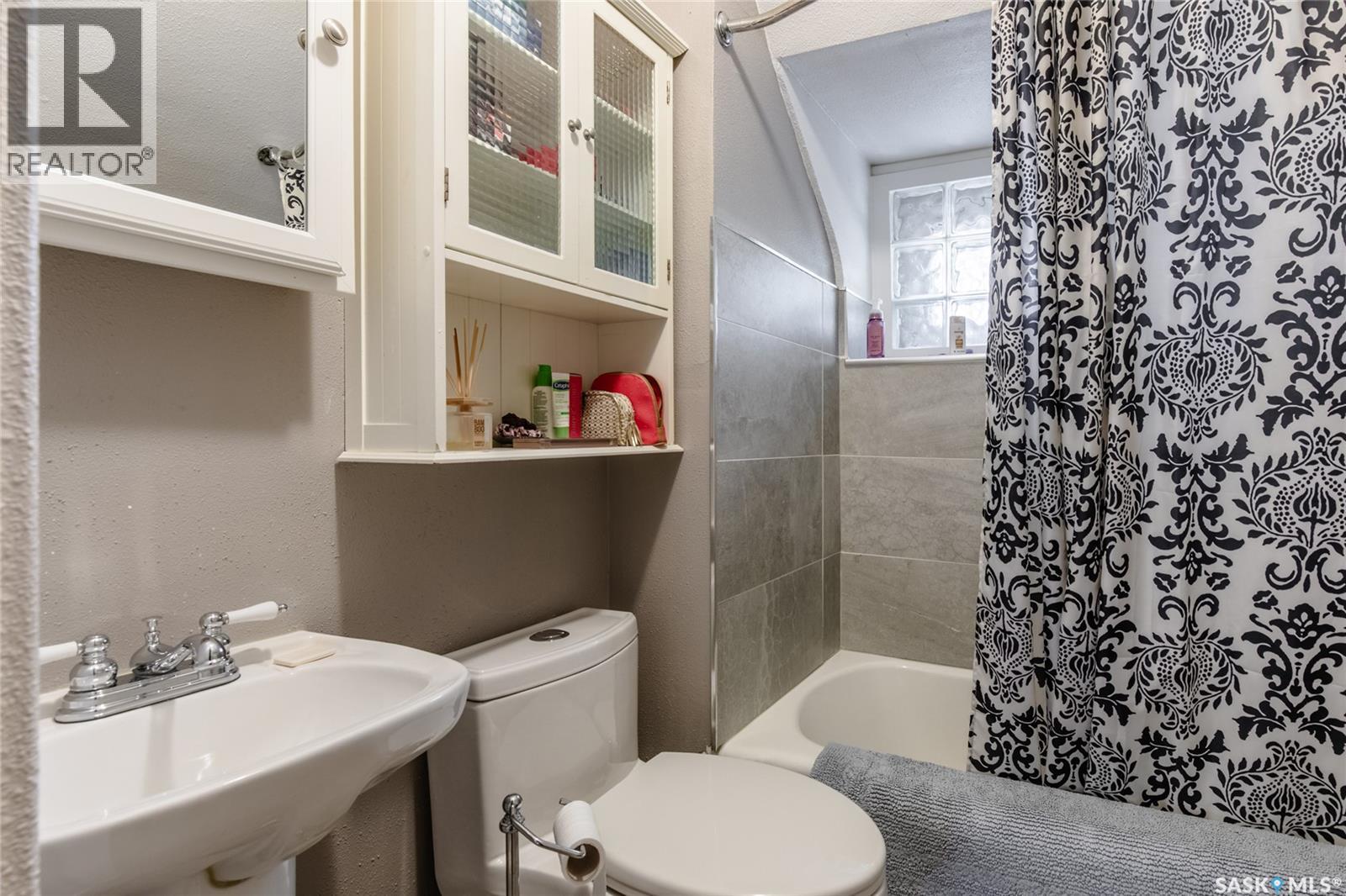 Photo 41 of 1116 Clifton Avenue, Moose Jaw SK