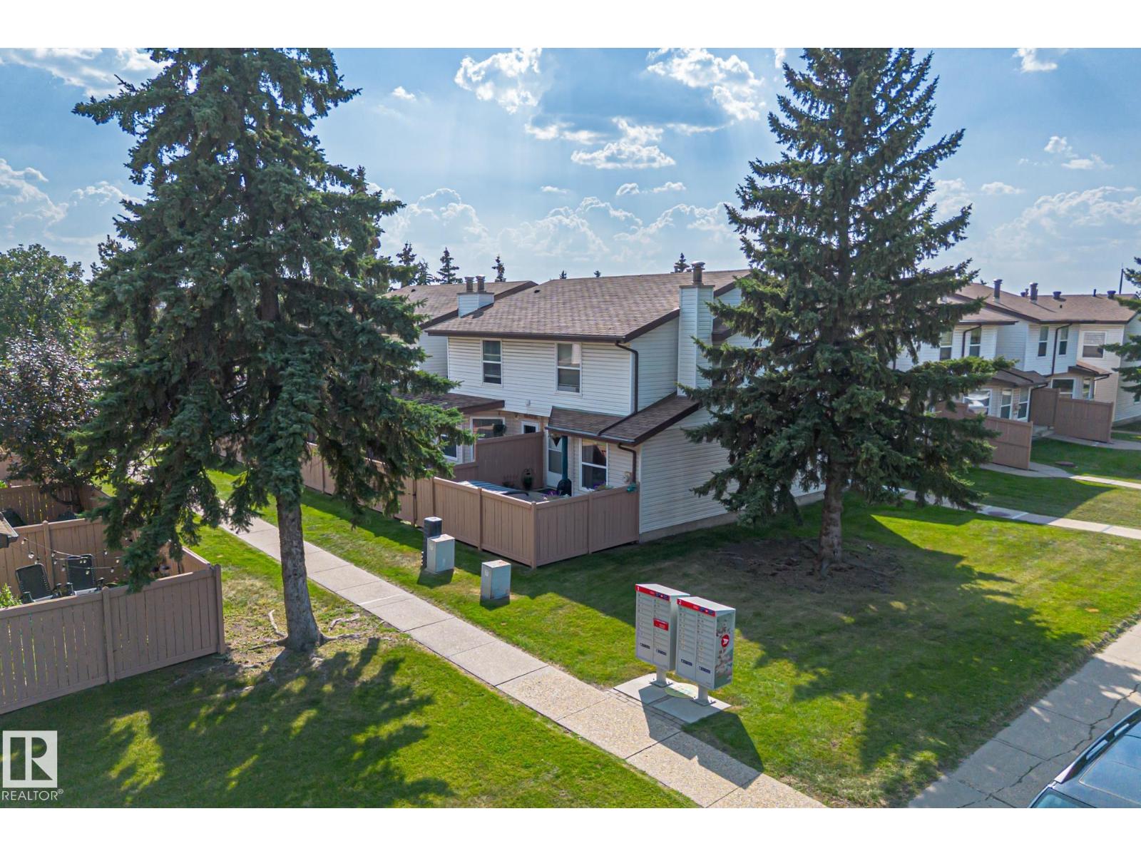 Photo 32 of 10481 24 Av Nw, Edmonton AB
