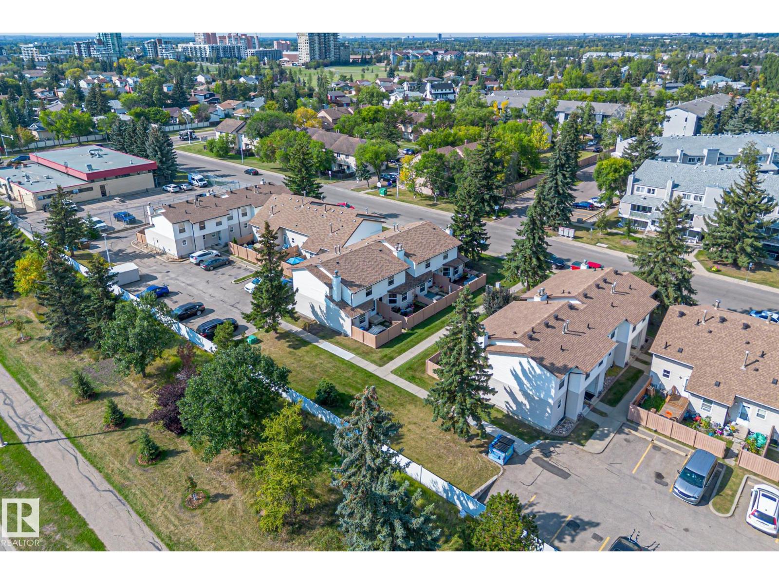 Photo 36 of 10481 24 Av Nw, Edmonton AB
