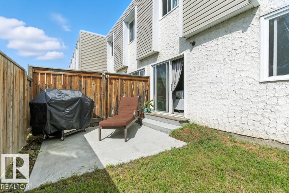 Photo 21 of 123 Cornell Co Nw, Edmonton AB
