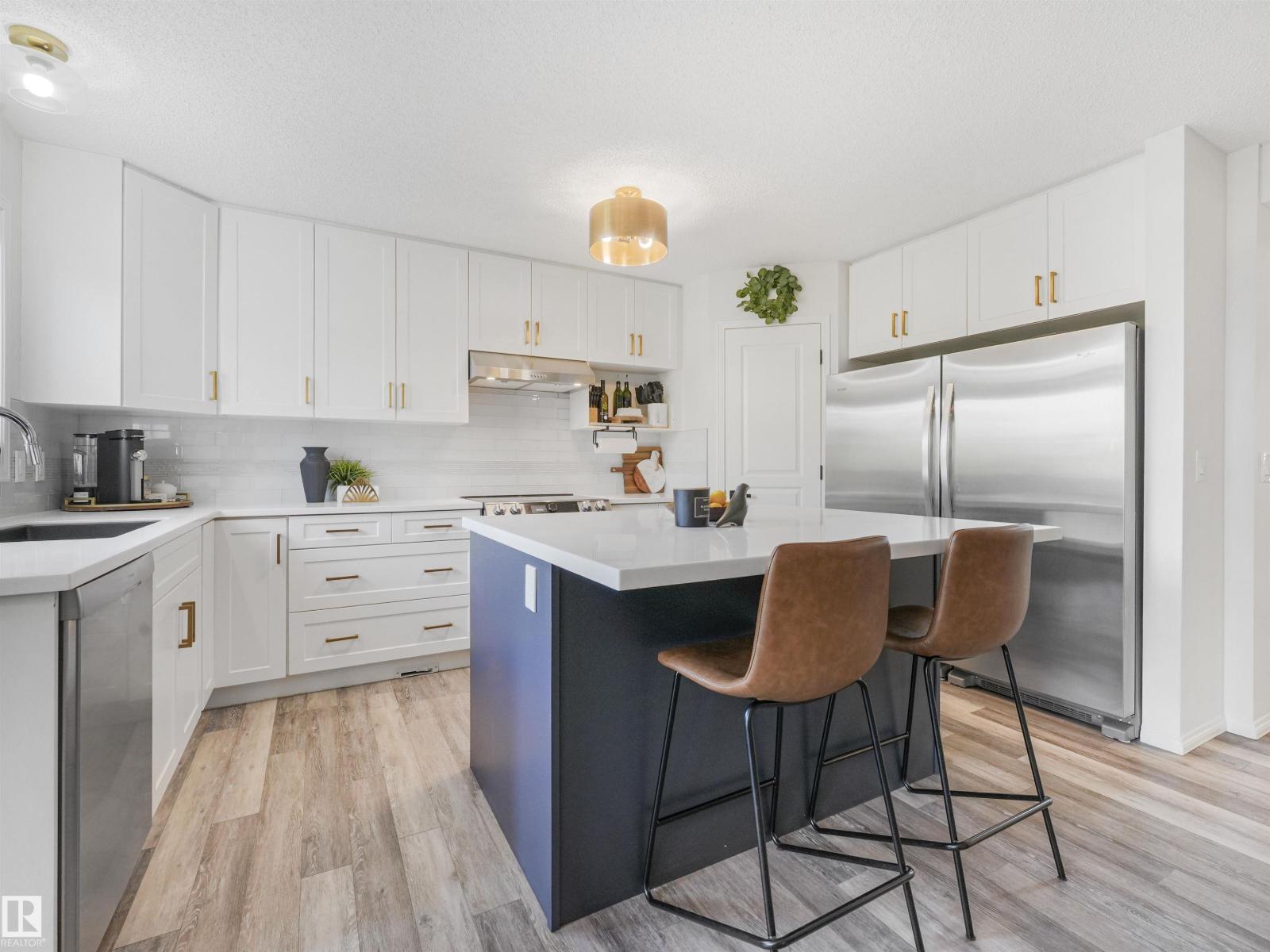 Photo 14 of 504 Byrne Cr Sw, Edmonton AB