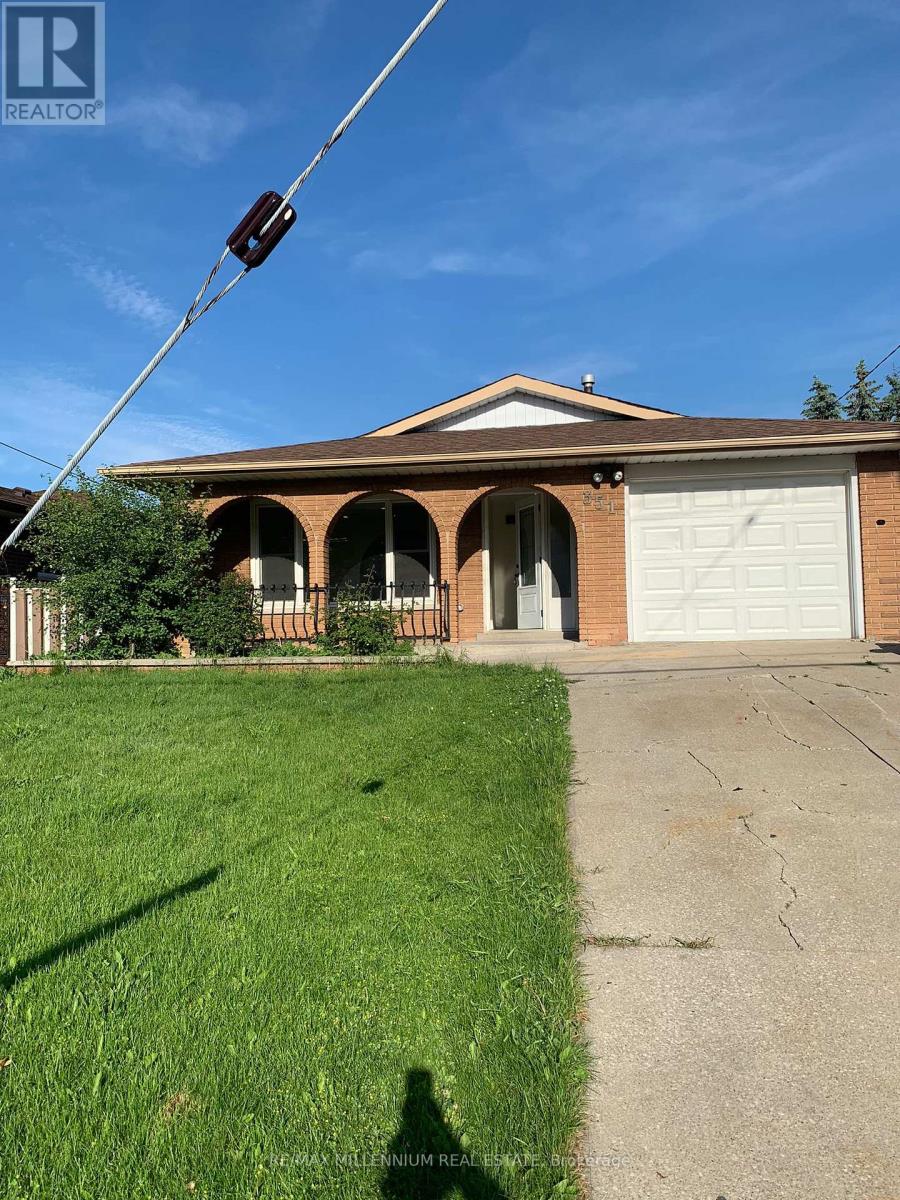 Photo 1 of 351 Queen Victoria Drive, Hamilton ON