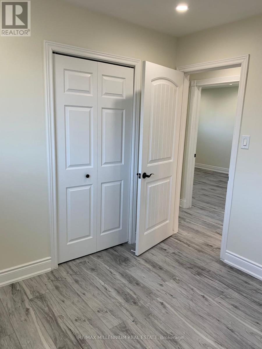 Photo 15 of 351 Queen Victoria Drive, Hamilton ON
