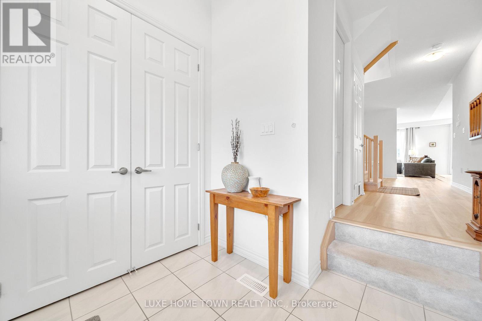 Photo 15 of 39 Spicer Street, Centre Wellington ON