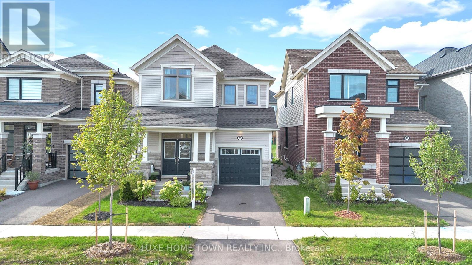 Photo 2 of 39 Spicer Street, Centre Wellington ON