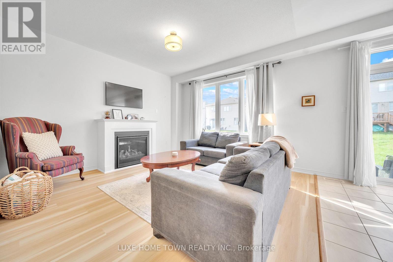 Photo 20 of 39 Spicer Street, Centre Wellington ON