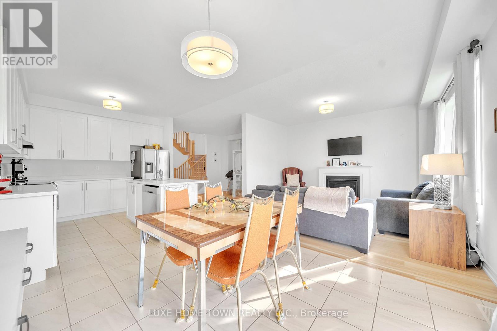 Photo 25 of 39 Spicer Street, Centre Wellington ON
