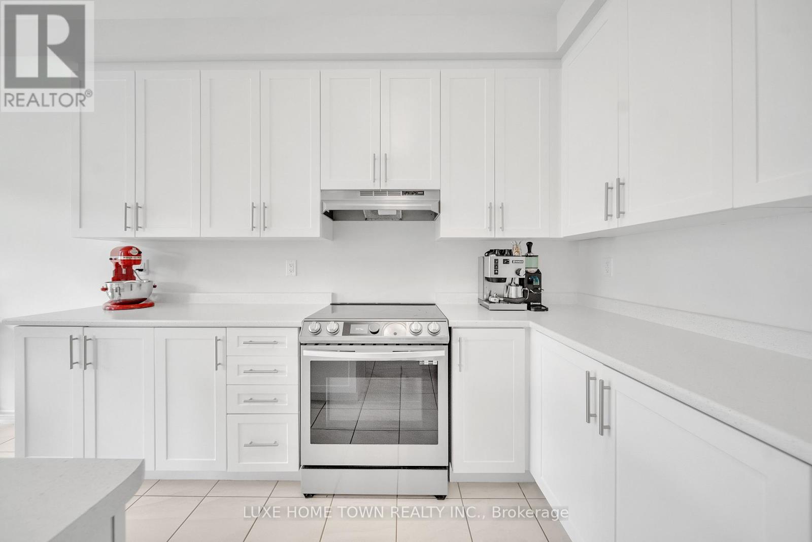 Photo 29 of 39 Spicer Street, Centre Wellington ON