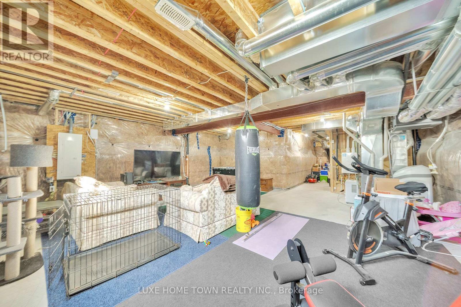 Photo 46 of 39 Spicer Street, Centre Wellington ON