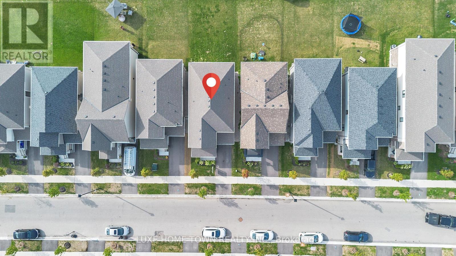 Photo 7 of 39 Spicer Street, Centre Wellington ON