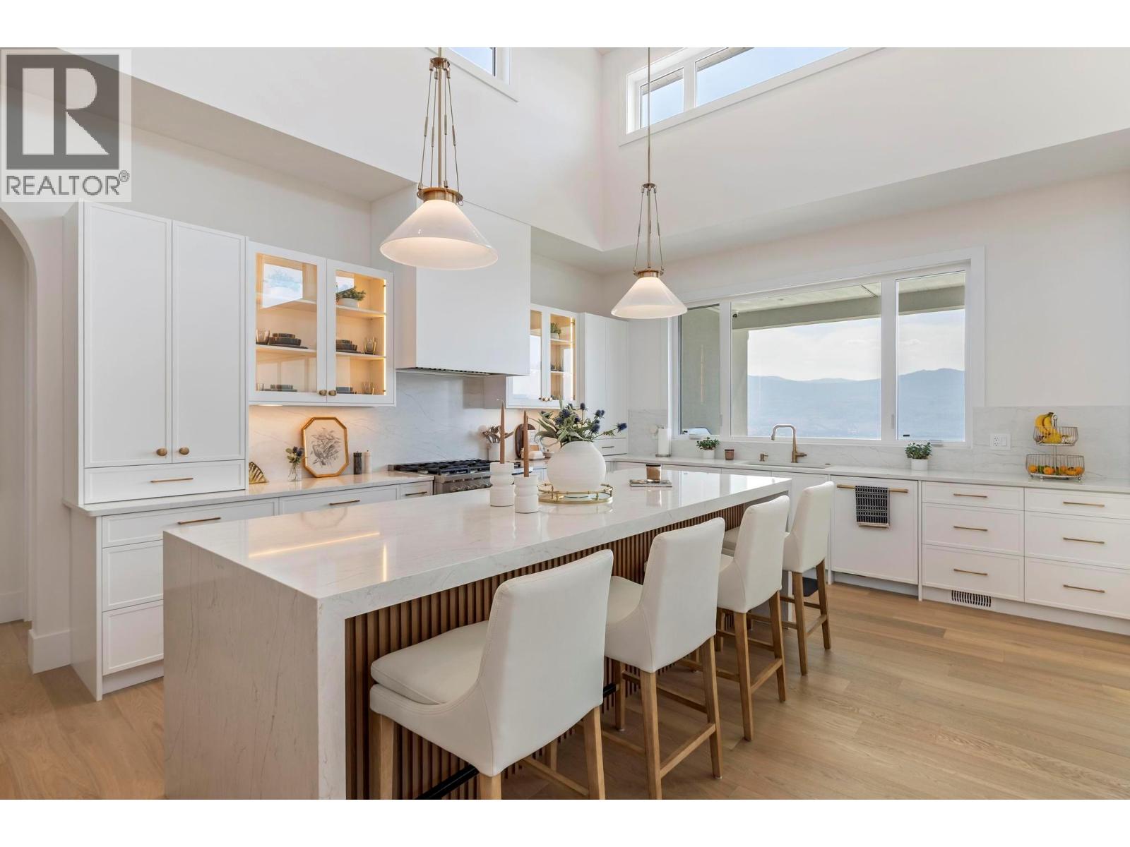  1391 Vineyard Drive, West Kelowna