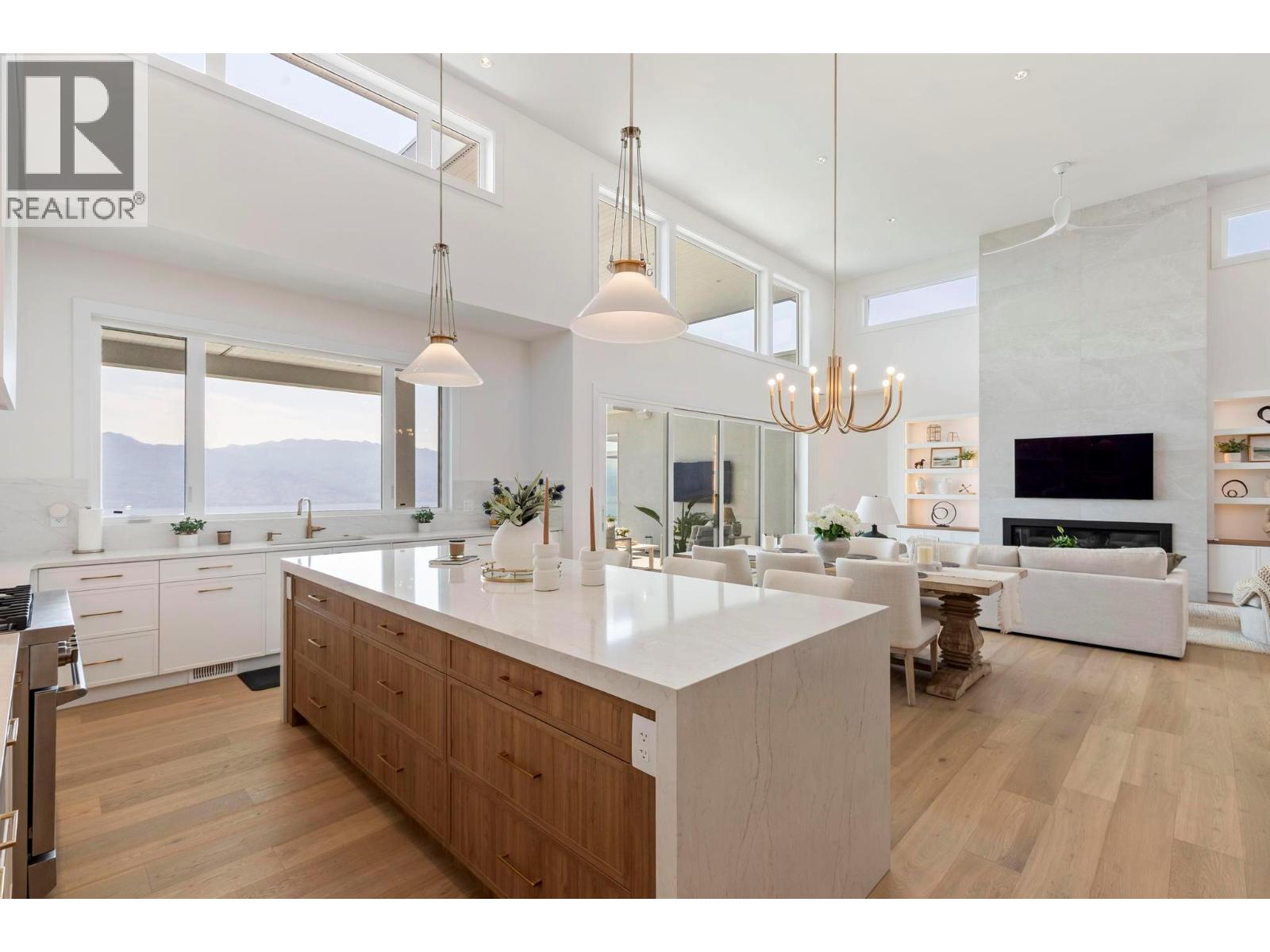  1391 Vineyard Drive, West Kelowna