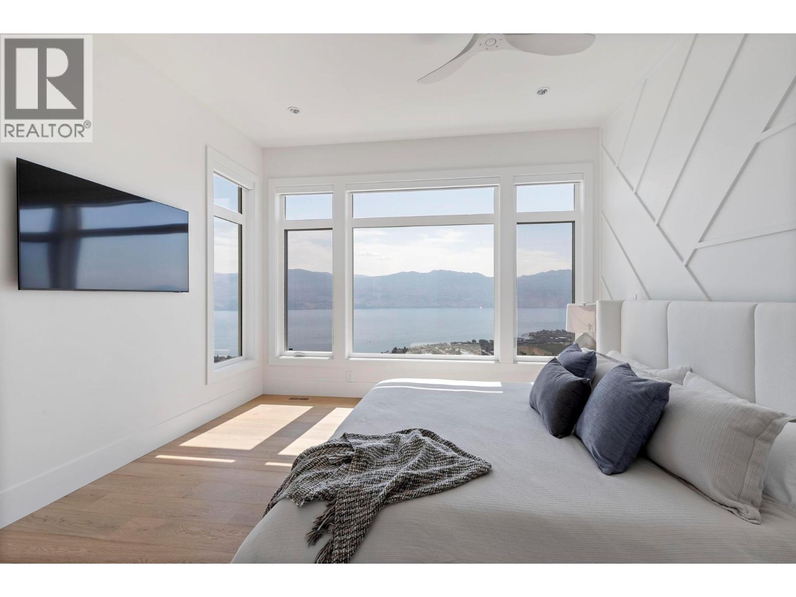 1391 Vineyard Drive, West Kelowna