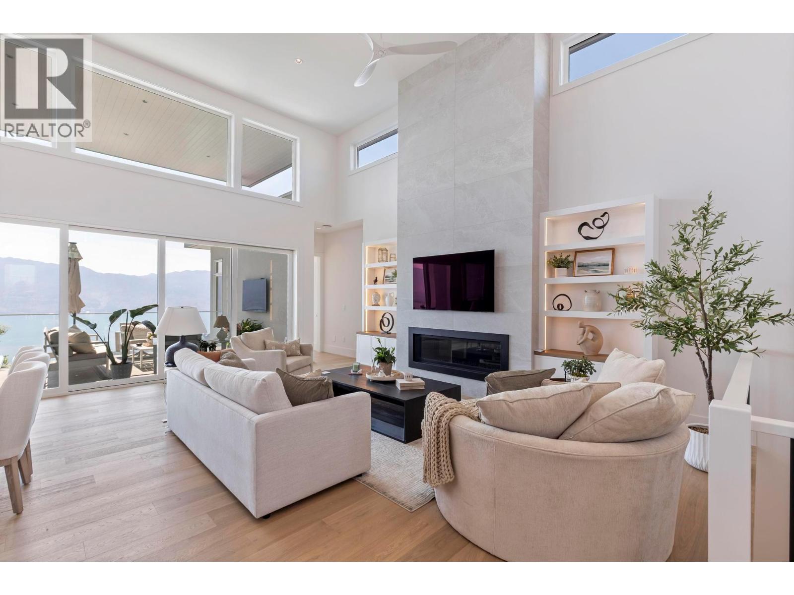  1391 Vineyard Drive, West Kelowna