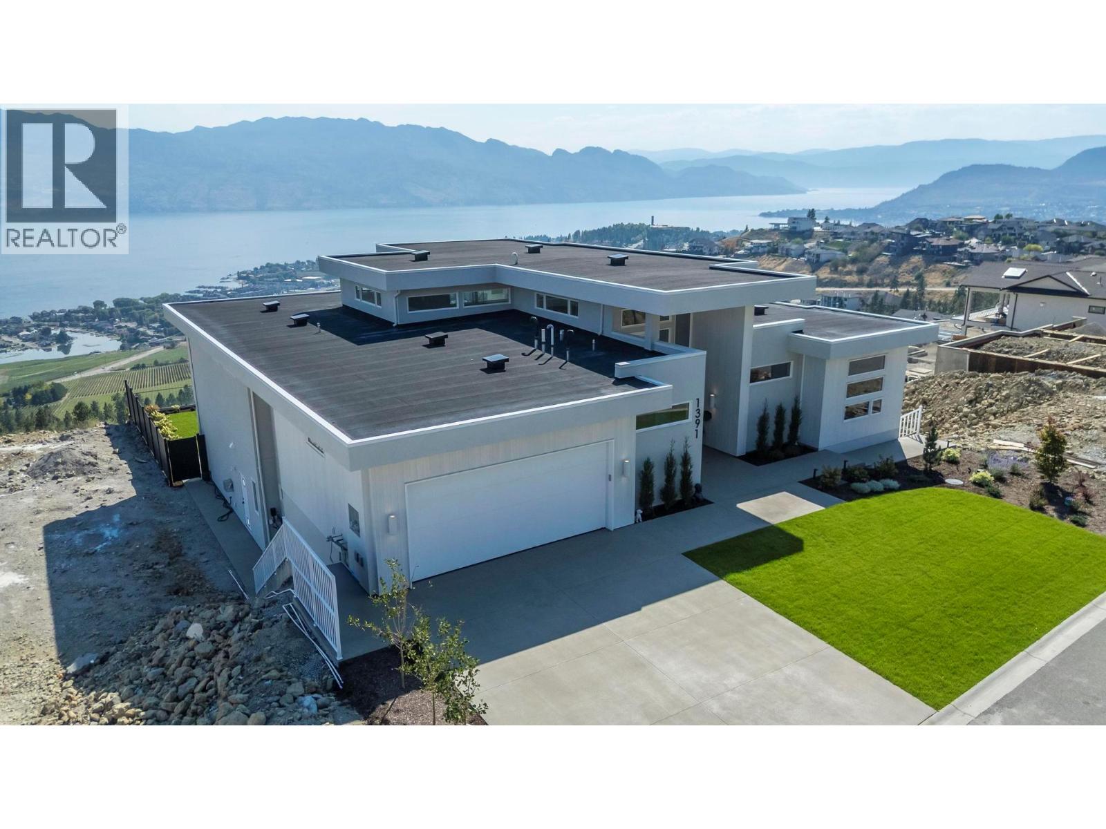  1391 Vineyard Drive, West Kelowna
