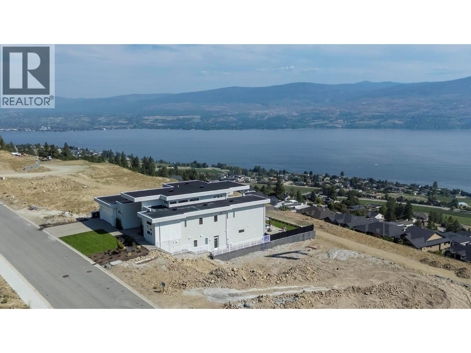  1391 Vineyard Drive, West Kelowna