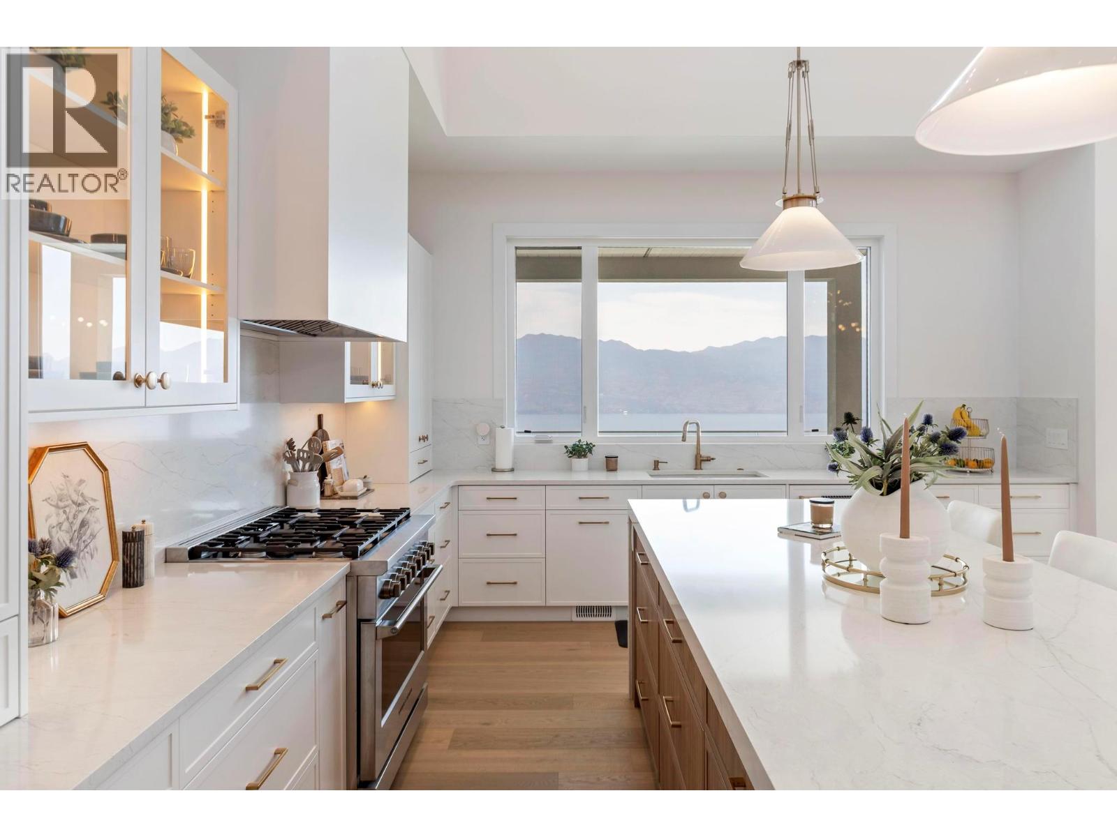  1391 Vineyard Drive, West Kelowna