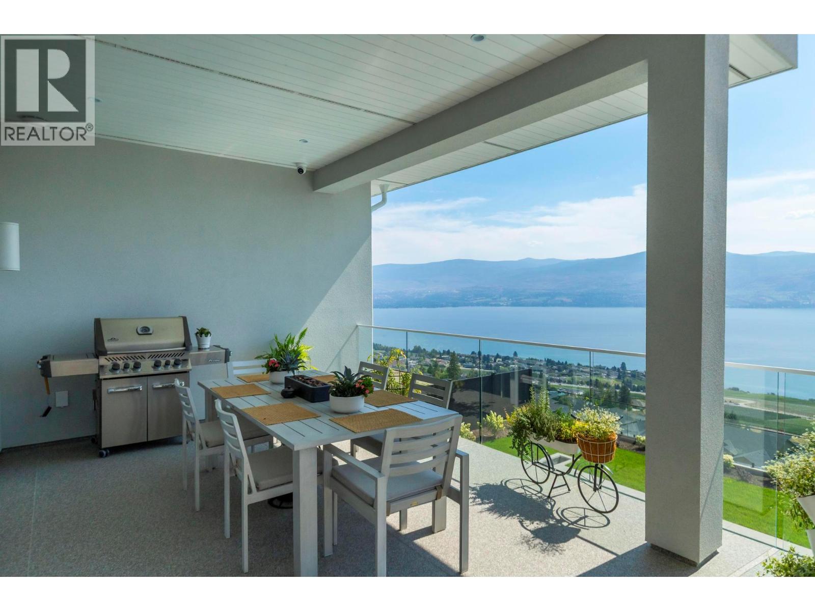  1391 Vineyard Drive, West Kelowna