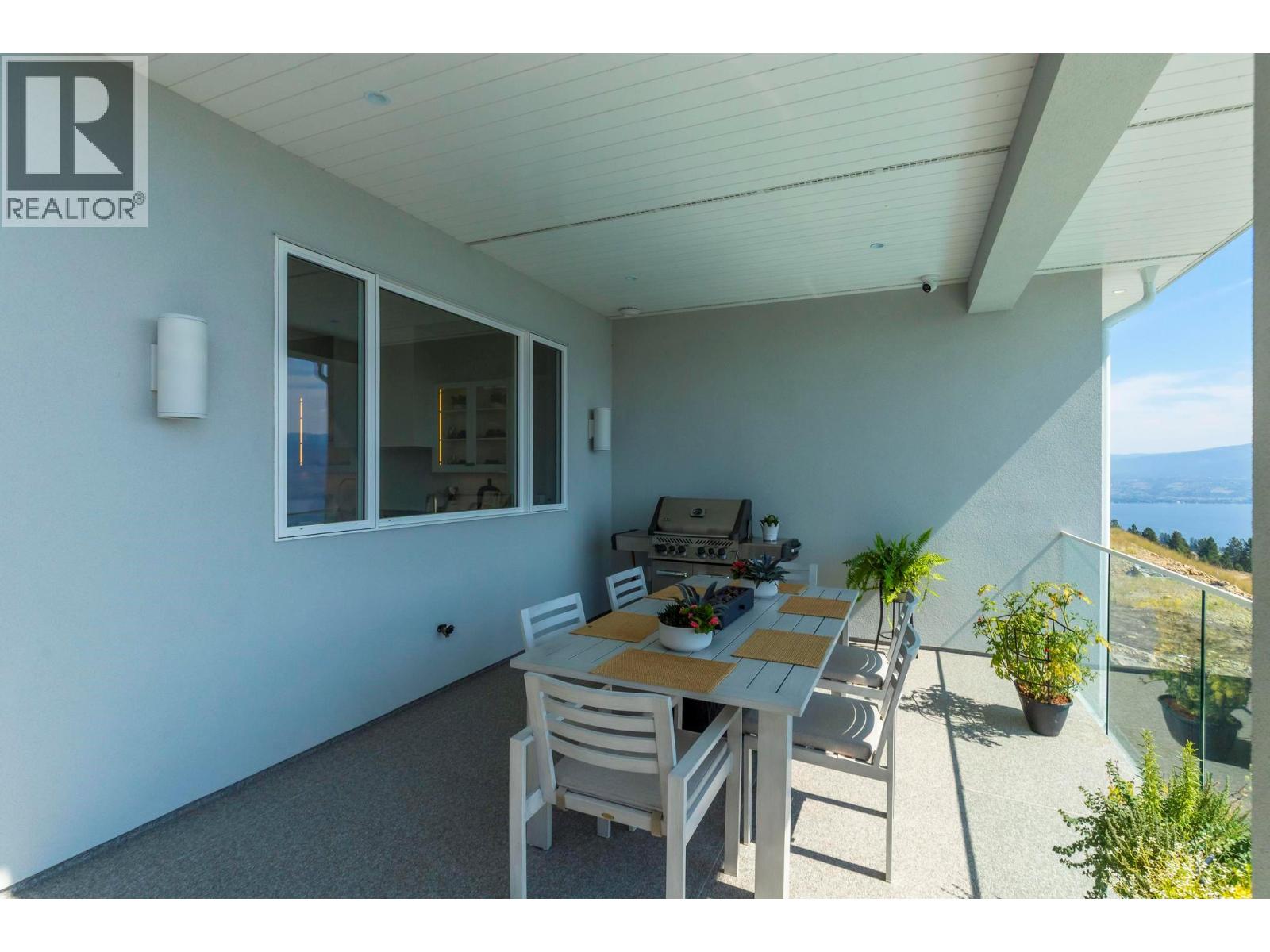  1391 Vineyard Drive, West Kelowna